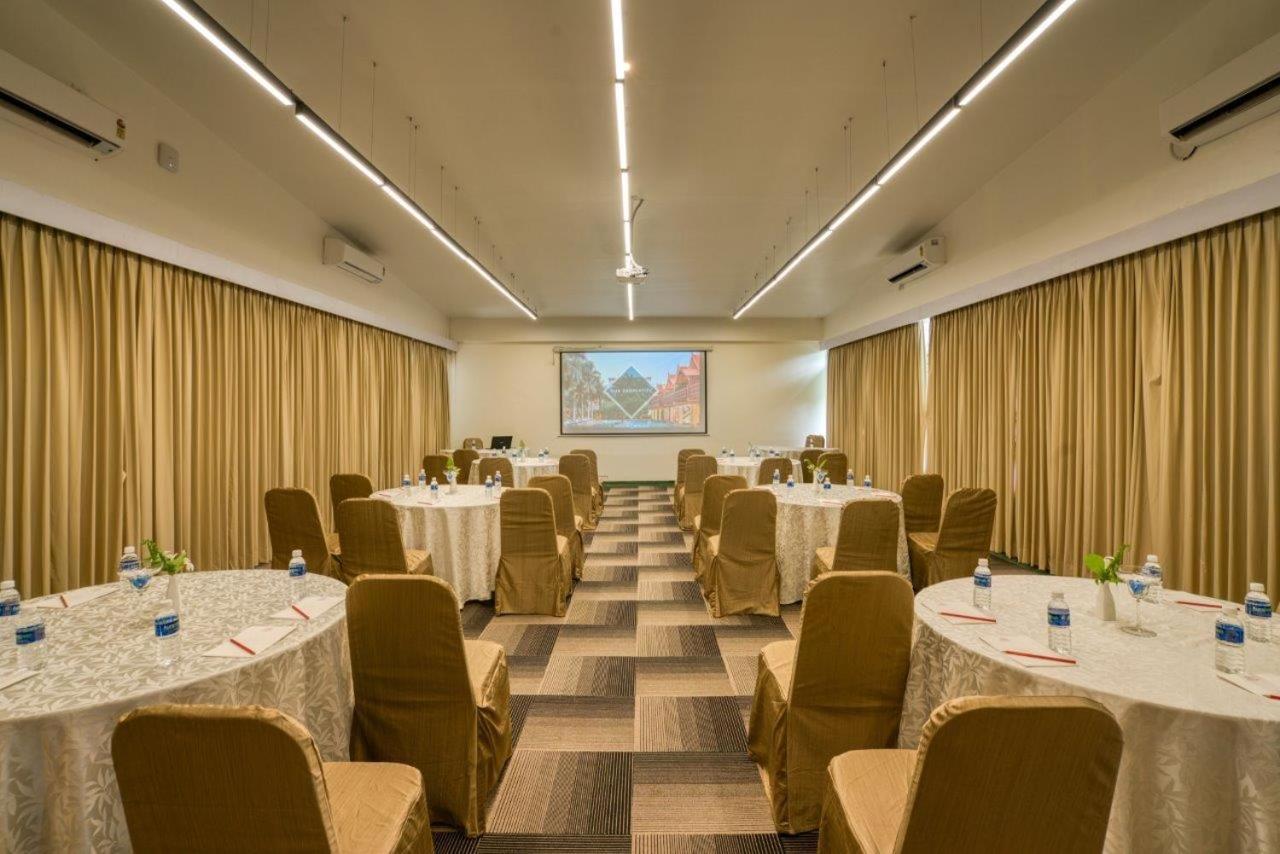 แมงโก้ ฮิลล์ บาย ป๊อปปี้ส์ Hotel ปอนดิเชอรี ภายนอก รูปภาพ